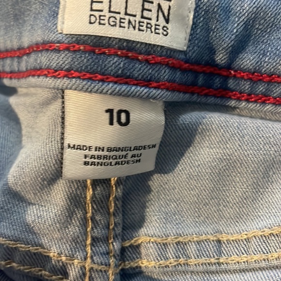 LOVE by Ellen denim shorts - Picture 4 of 7
